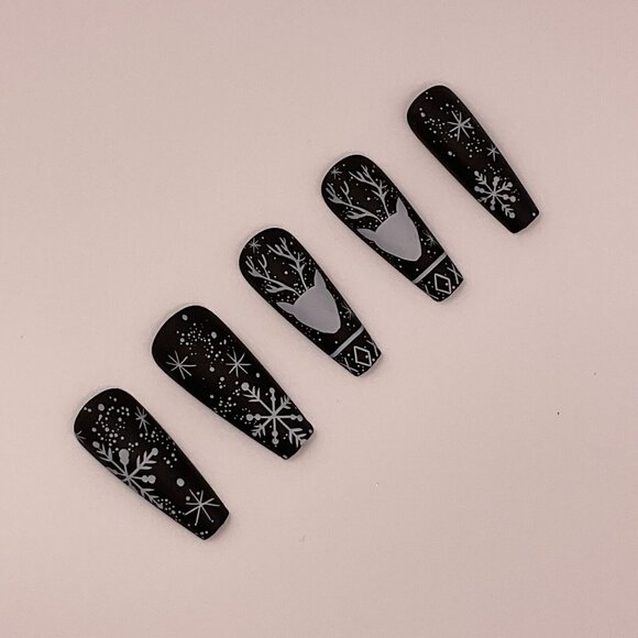 24 Acrylic Snowflake Reindeer Coffin Long Matte Black White Nails Press On - Picture 10 of 10